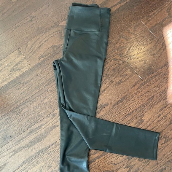 David Lerner Pants - David Lerner New York Black Faux Leather High Rise Leggings Pants - SZ L  NEW